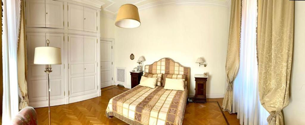Roman Holidays Boutique 外观 照片